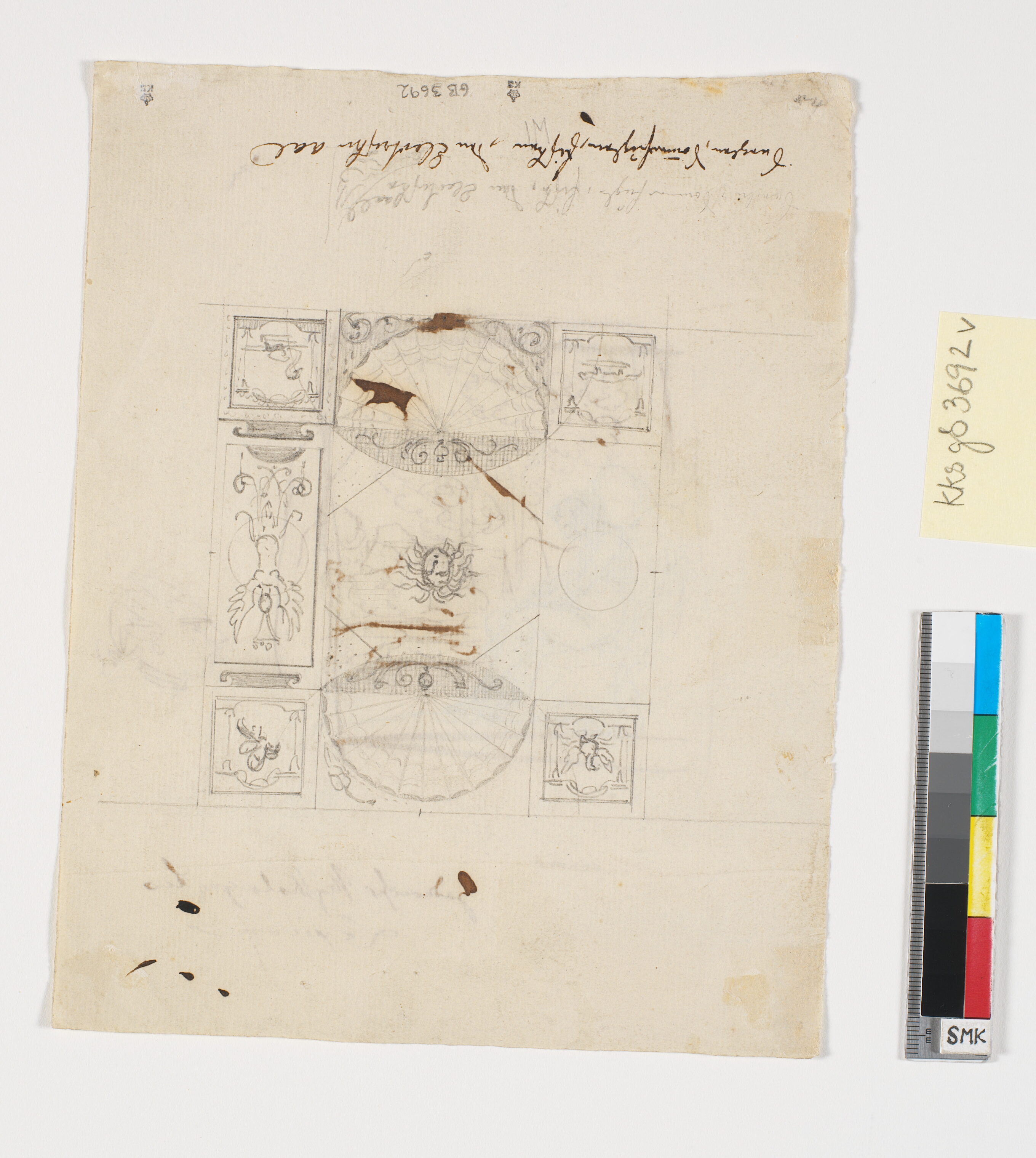 Udkast til en loftsdekoration med et Medusahoved i midten(som midpunkt)